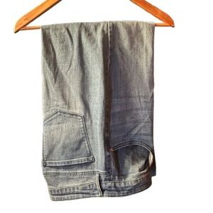 Isaac Mizrahi Live! Medium blue denim jeans from QVC -size 16 - great condition!